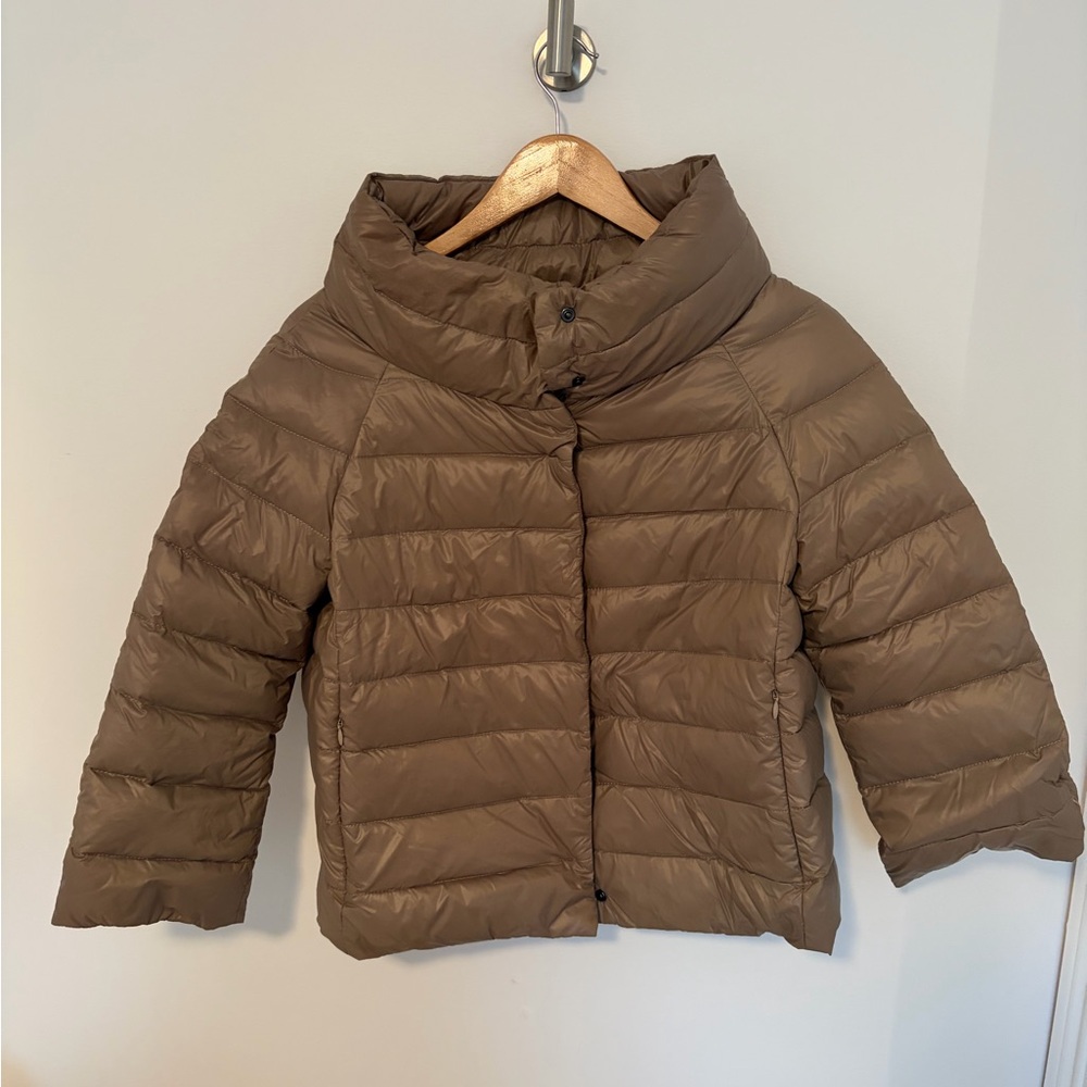 Limited Edition Alta Short Puffer Jacket - Picture 5 of 7